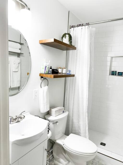 Vineyard Cottage-Pet Friendly & Walk To Oaklawn! Hot Springs Kültér fotó